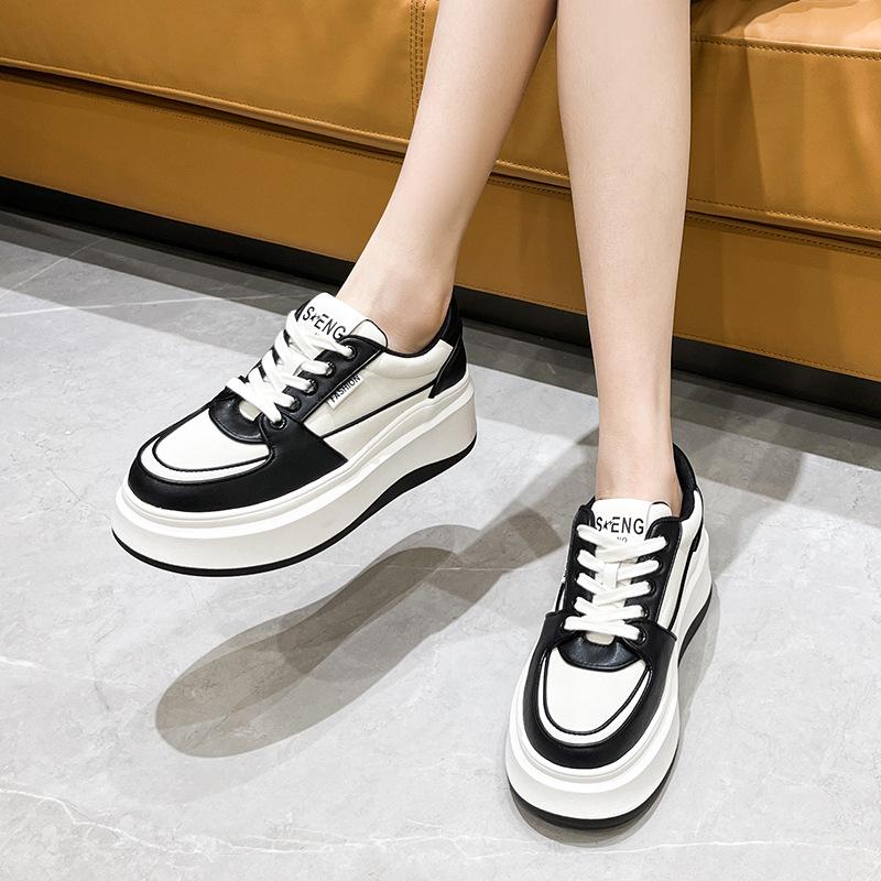 Кроссовки на платформе Женская обувь 2024 Новая весна Универсальные Увеличение Досуг Спортивная обувь Высокая (5-8 см)  Женская дизайнерская обувь