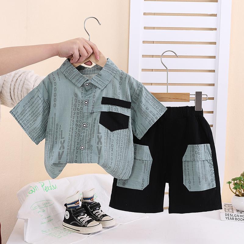 Детский комплект с короткими рукавами. Милый модный комплект из двух предметов: рубашка и шорты для мальчиков. Детская повседневная одежда.