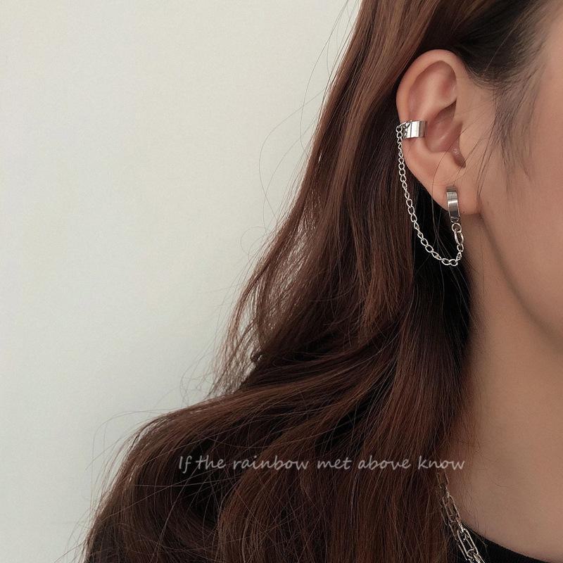 Шикарные серьги-каффы без проколов для женщин – трендовый хип-хоп-клипс 2025 года