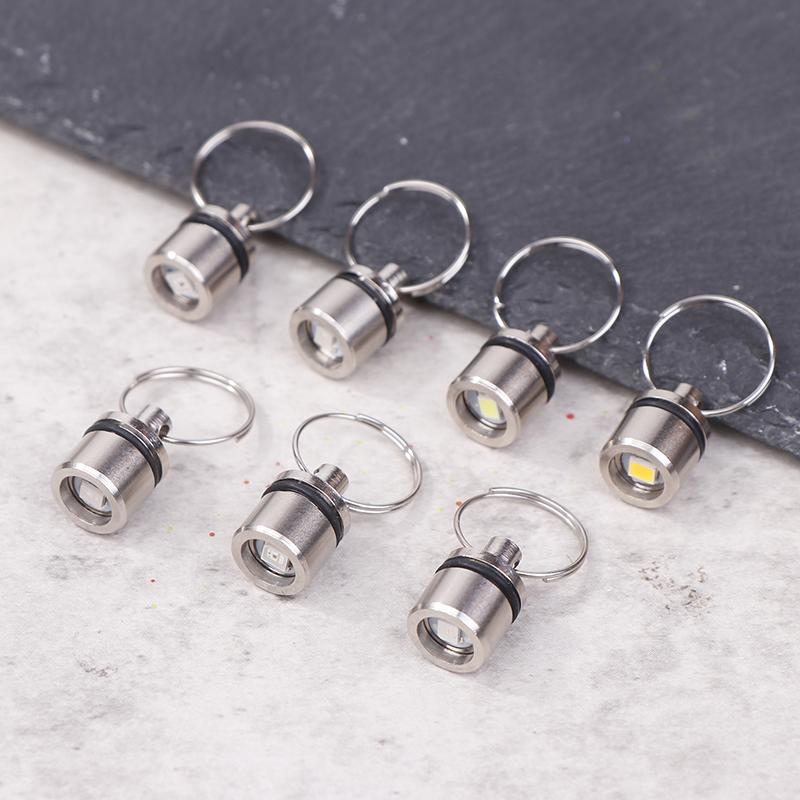 2Pcs Mini Led Light Key Chain Luminated Keyring Pendant Colorful Mini Electronic Light Keyring Flashlight Lamp Keychain