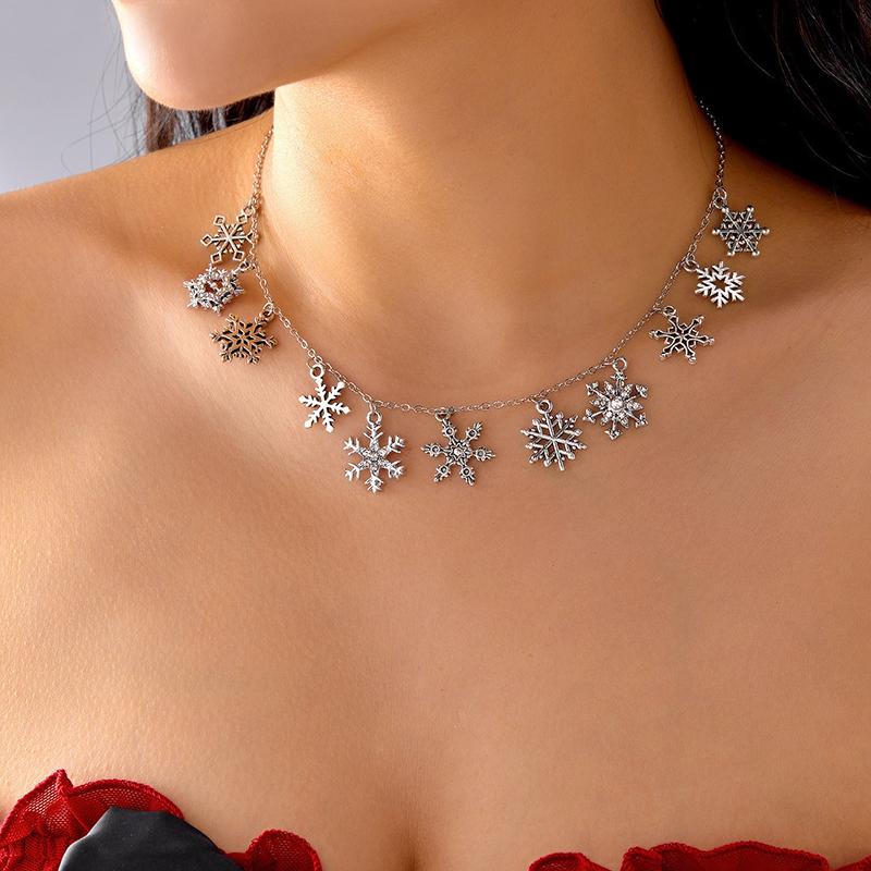 Christmas Tree Bells Pendant Bracelet For Women Trendy Elks Snowflakes Gifts Cane Star Zircon Chain Festival Party Jewelry Gift