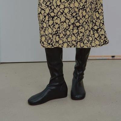 Ретро осенние высокие сапоги с круглым носком 2025 корейская версия тонкие с внутренней платформой женские тонкие сапоги новые рыцарские эластичные