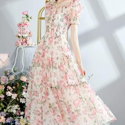 Платье с квадратным вырезом и цветочным принтом во французском стиле. Осень. Новый стиль. Ретро. Нежный ветер. Может. Соль. Может. Сладкая первая любовь. Платья для женщин. Чай. Перерыв.