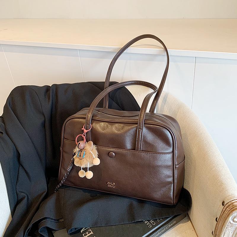 Ретро сумка женская большой вместимости 2025 новая осень и зима универсальная повседневная на плечо подмышку сумка для работы и поездок сумка-подушка