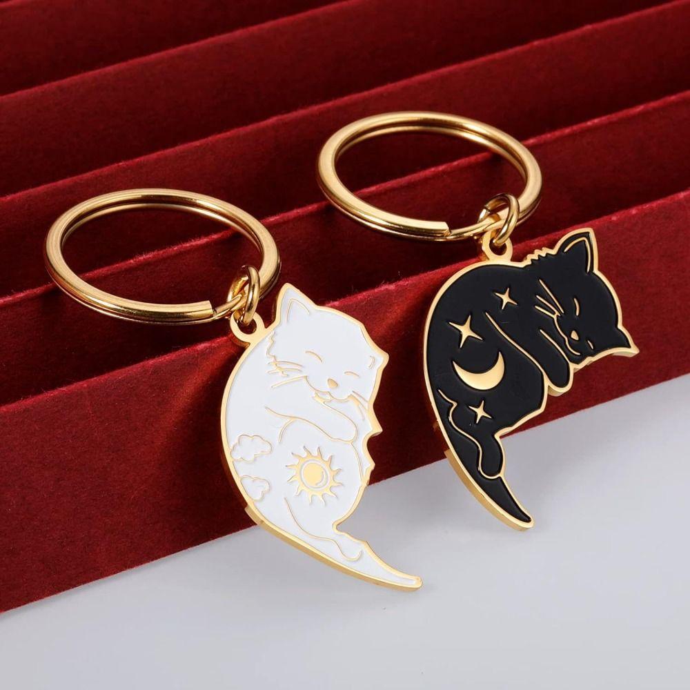 2PCS Hanging Jewelry Couple Keychain Hug Cat Sun Moon Cat Keychain Anniversary