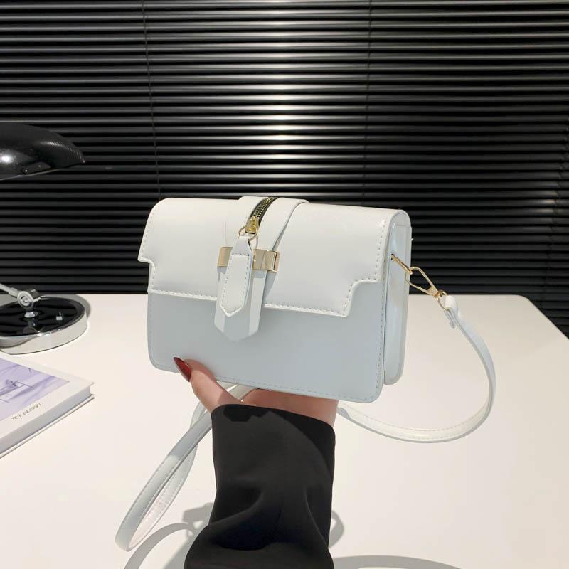 Women's Bag Summer New Trend Fashion High Sense Shoulder Bag Simple Versatile Retro Messenger Bag