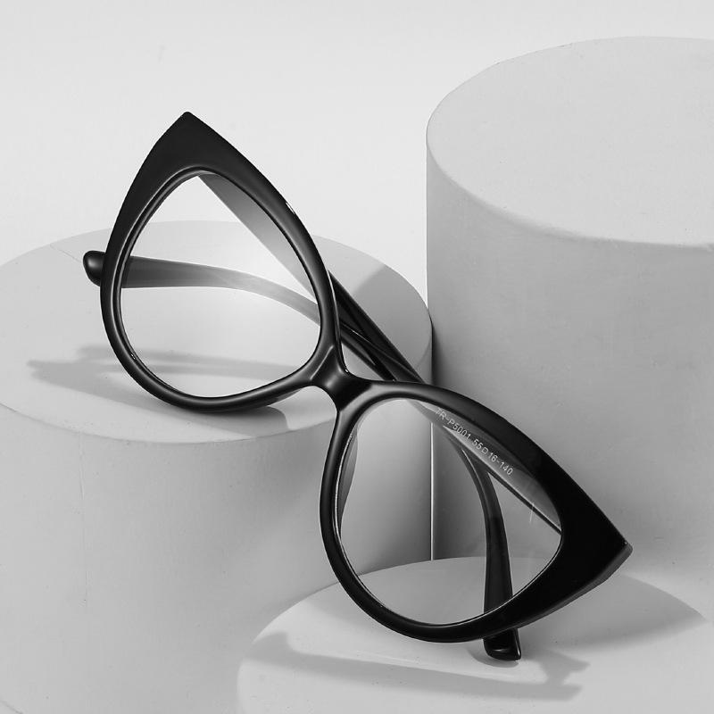 ins retro cat glasses frame TR anti-blue flat mirror can be equipped with myopia frame Internet celebrity glasses frame plain women
