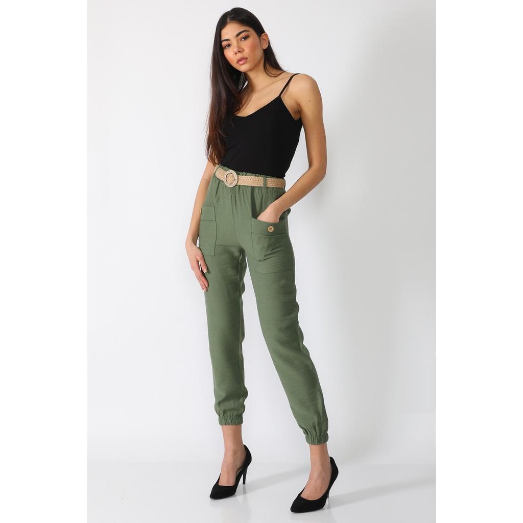 Брюки-морковки с высокой талией и поясом, передние карманы