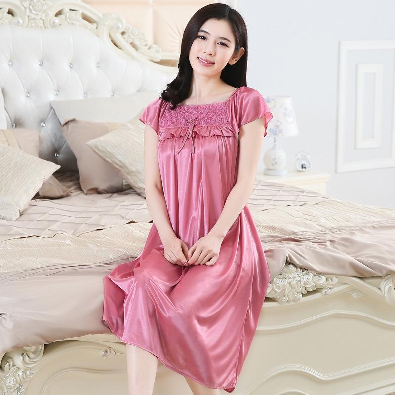 Women's Lace Ice Silk Nightdress & Short-Sleeve Pajama Set