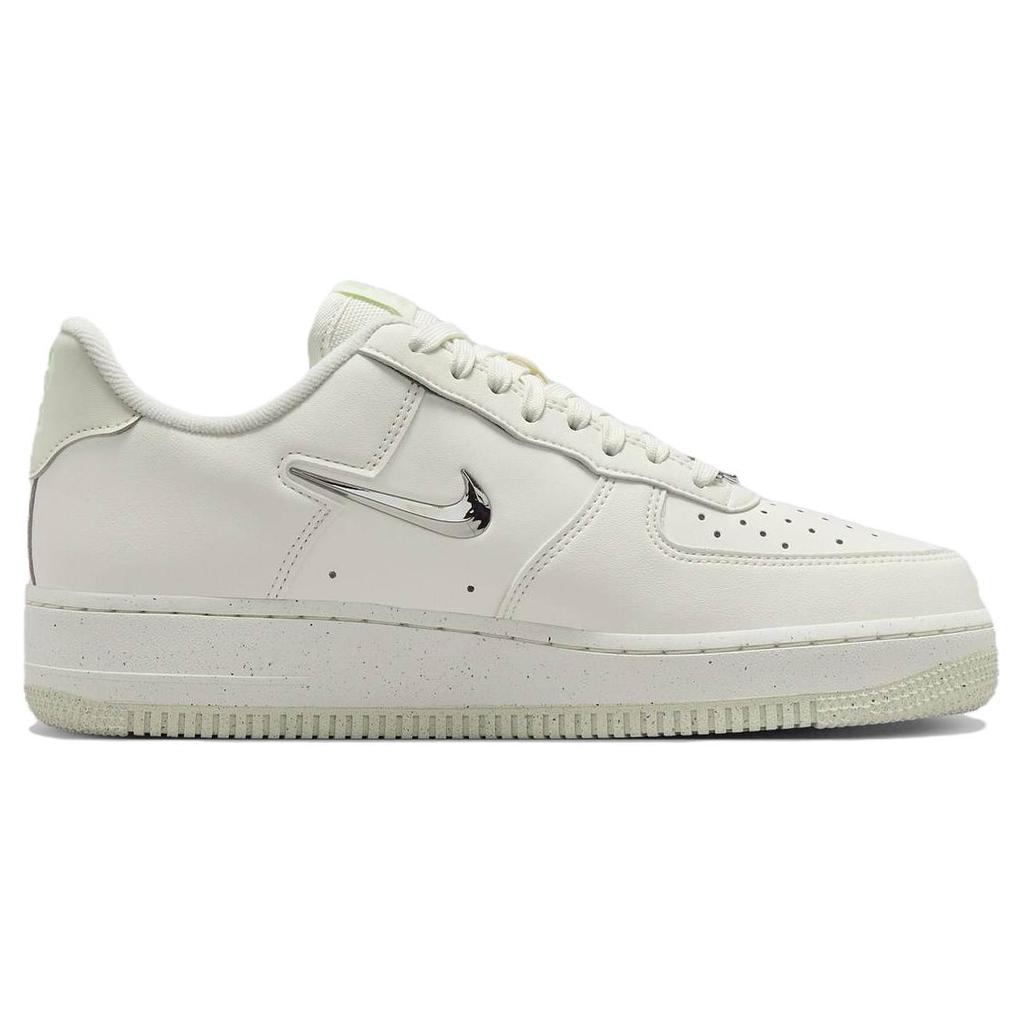 Новые женские Nike Air Force 1 '07 Se Next Nature Sail Liquid Metal FN8540-100