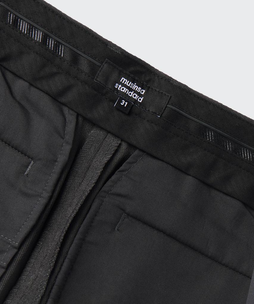 MUSINSA STANDARD Brushed Two-Tuck Wide Hidden Elastic Waist Slacks [Gunmetal]