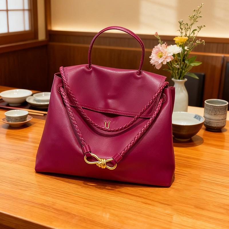 Plain Fashion Light Luxury All-match Bow Gold Buckle Single-shoulder Cross-slung Portable Leather Tote Bag