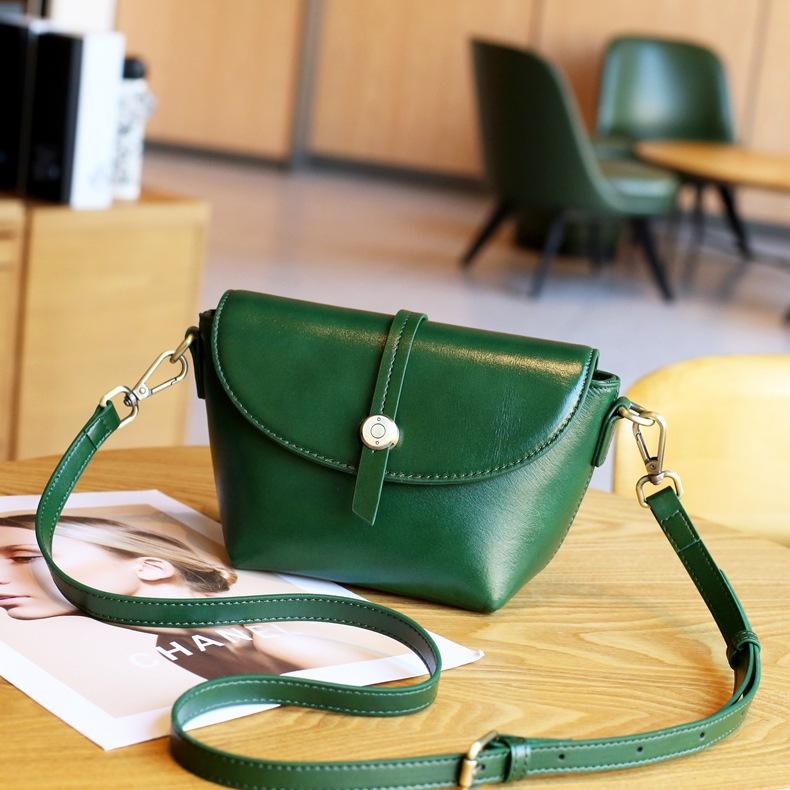 Unique and sophisticated genuine leather women's bag, vintage shell bag, top-layer cowhide small bag, vegetable-tanned leather crossbody shoulder bag