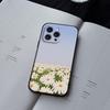 Чехол для телефона с ромашками для iPhone 16,15,14,13,12,11,XS,XR,X,8,7,Pro,Max,Plus,mini Силиконовый Черный Чехол