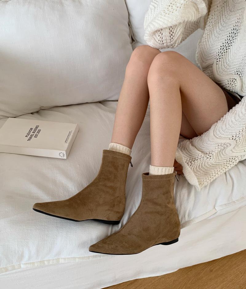 Осень-зима 2025 новая европейская и американская ретро простая матовая замшевая плоская носки ботильоны тонкие ботильоны темпераментные остроносые короткие ботильоны женские