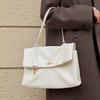 Charles & Keith Сумка-мессенджер Kerry с подвеской Женская сумка на плечо Черный Кремовый Бордовый CK2-20782514