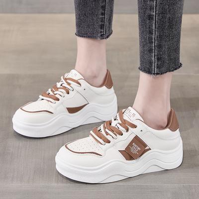 Весенние новые универсальные женские спортивные повседневные двухслойные кожаные белые туфли на толстой подошве с плоской подошвой, весна и осень