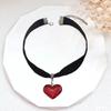 Готическое ожерелье-чокер в форме сердца, черное бархатное колье, регулируемая длина, гальванизированный символ любви, винтажное рождественское украшение на шею, подарок для женщин