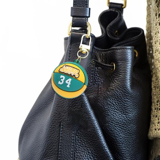 Keychain Pendant 3D Basketball Pendant Stainless Novelty Silicone Color Matching Schoolbag Shoulder Bag Decoration Pendant Keyring