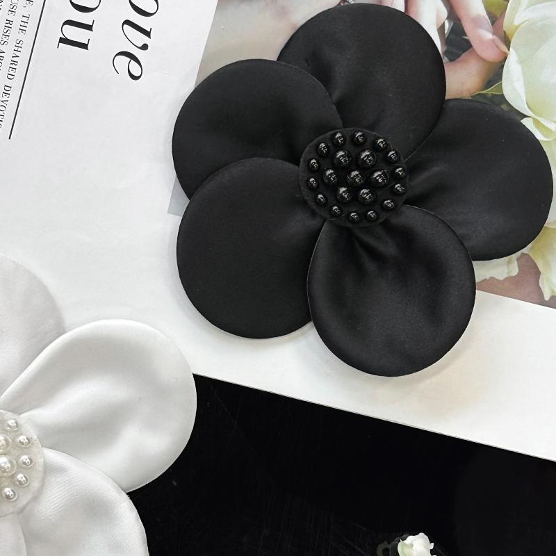 Black White Hand Sewn Ding Cloth Flower Patch Embroidery Applique Costume Dress Making Fabric Accessories