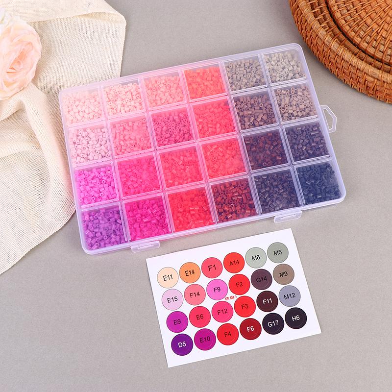 24 цвета/набор. Каждая ячейка содержит 400 шт. Мини-бусин, Термобусин, Бусин для мозаики Для детей DIY Высококачественные Мозаики Ручная работа Подарок Игрушка