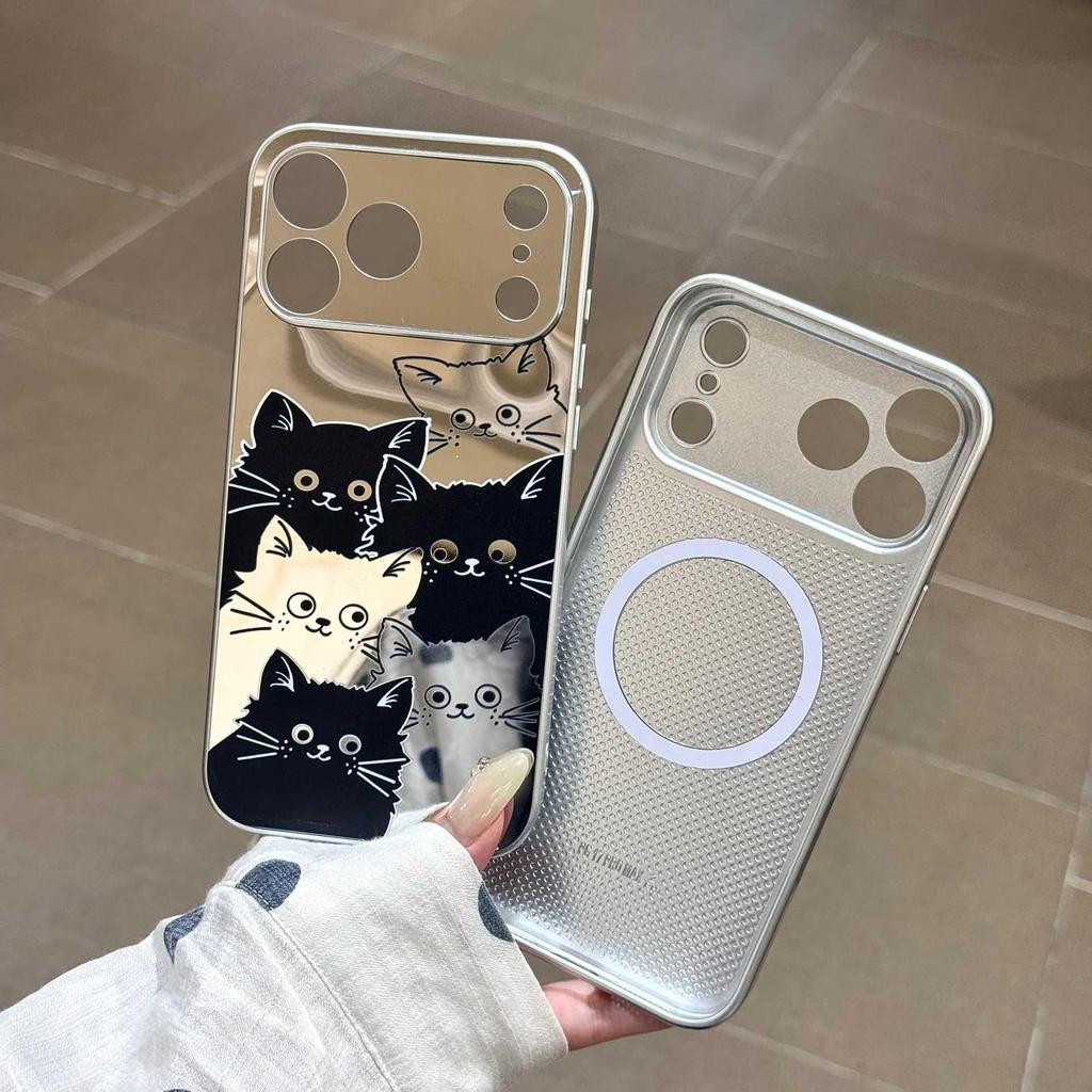 Магнитный противоударный чехол-зеркало "Черный кот" для iPhone 17 Pro/16 Pro Max/15/14