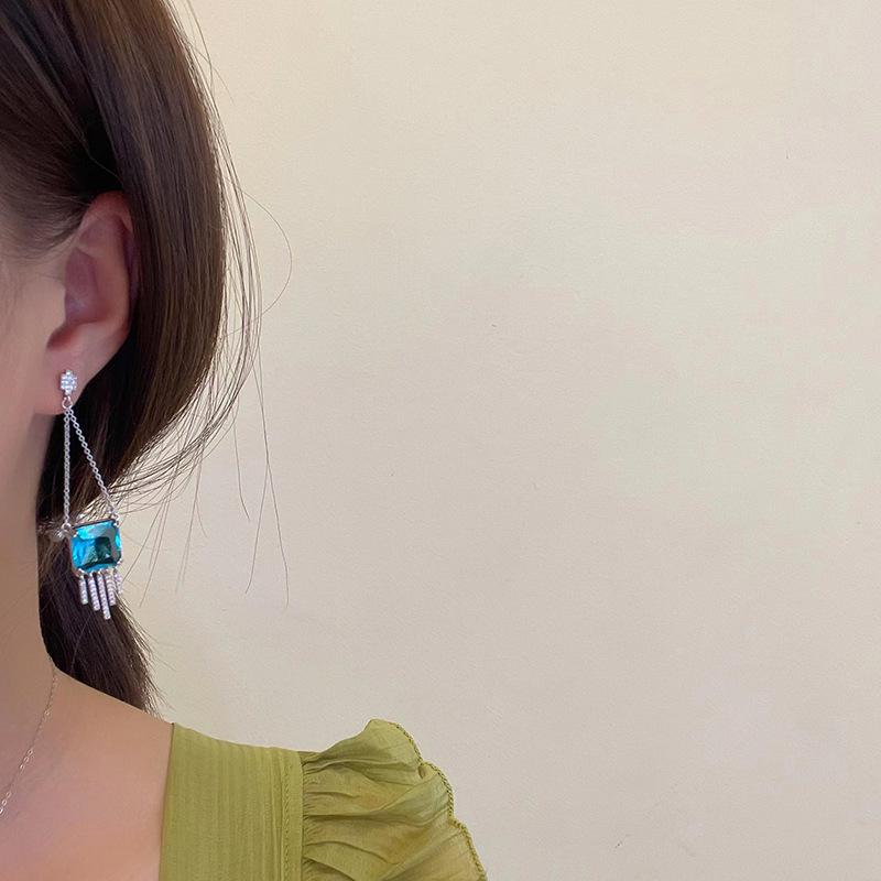 Креативные модные квадратные серьги-мешки с бахромой, слегка инкрустированные цирконием, трендовые украшения