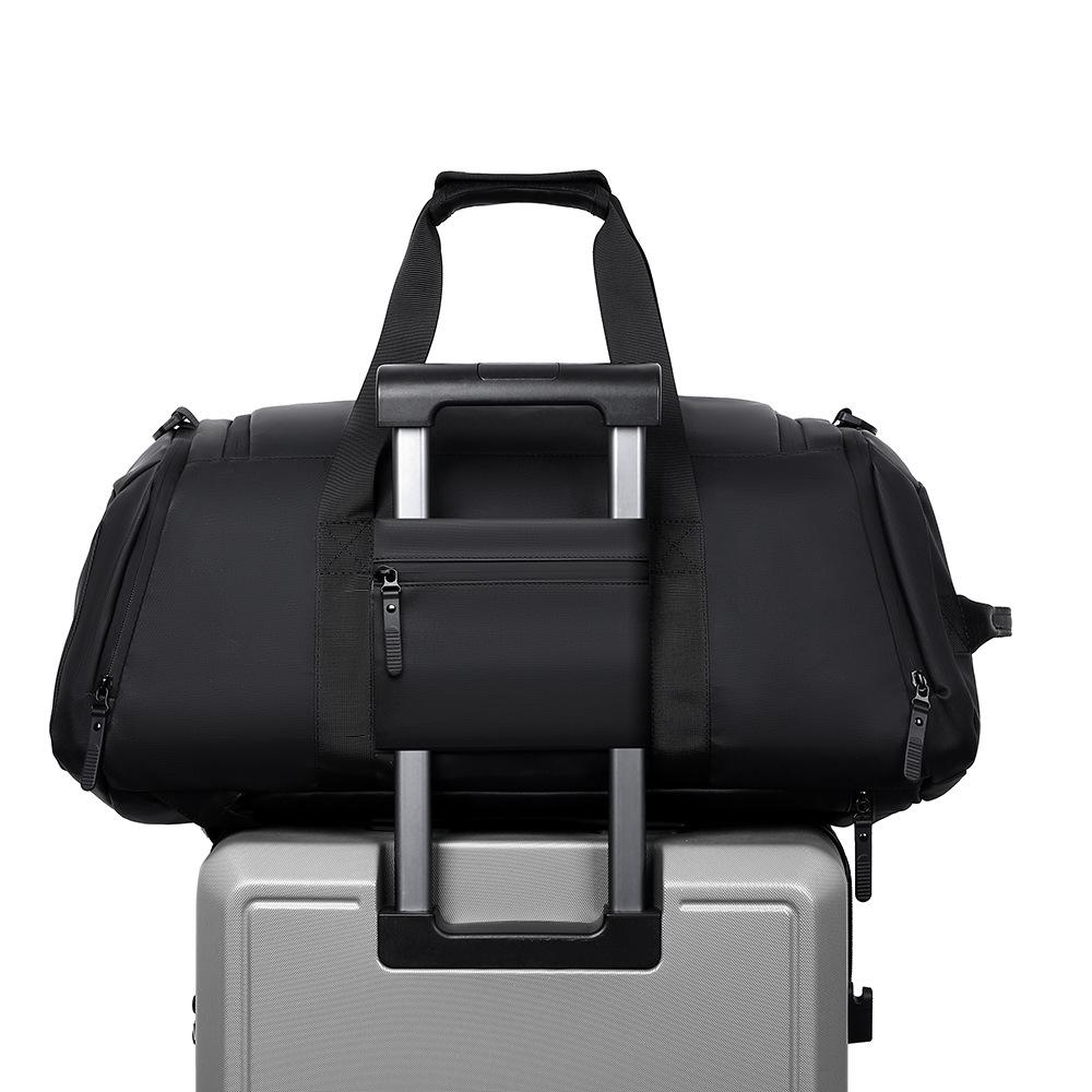 Мужская фитнес-сумка: Портативный, вместительный рюкзак для путешествий и тренировок, с разделением на сухое и влажное пространство