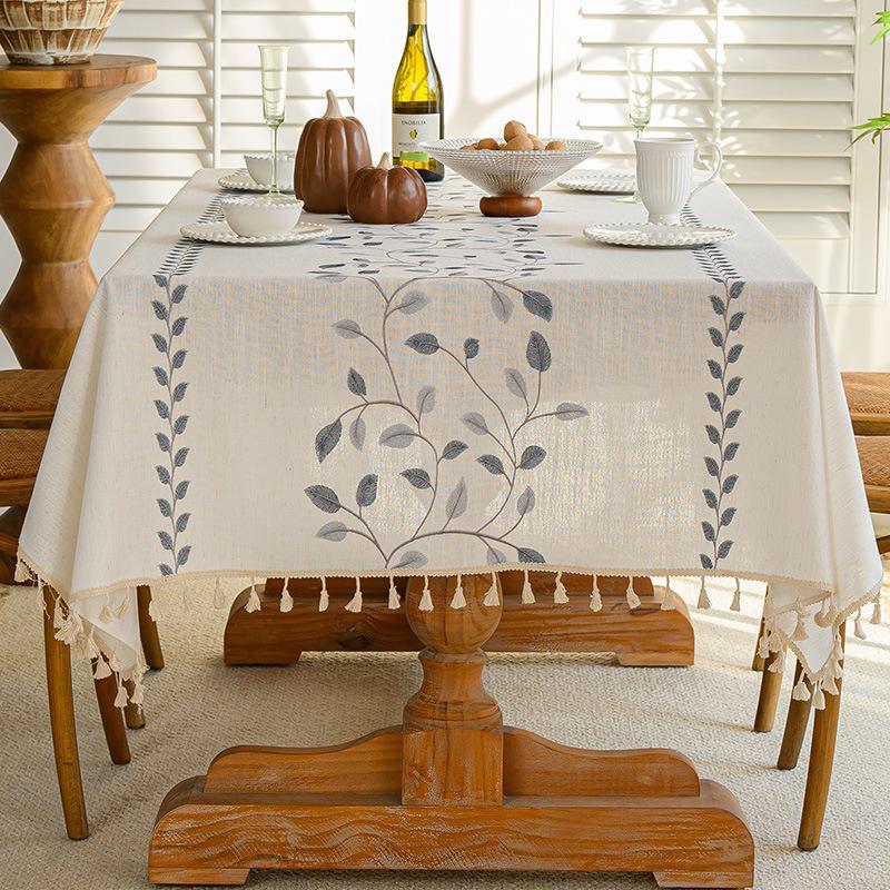Трехмерная вышивка Скатерть Легкая роскошь Французский ретро Прямоугольная Скатерть для кофейного столика Высококачественный хлопок-лен Декор