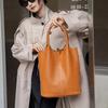 2025 Korean Version Large Capacity Casual Top Layer Cowhide Tote Bag Soft Leather Women's Bag Simple Shoulder Handbag Underarm Mother-Daughter