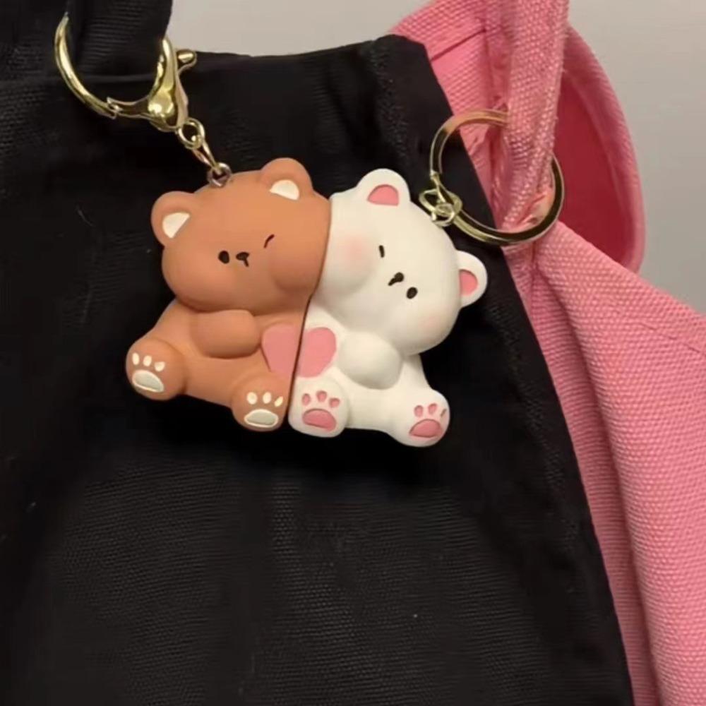 Creative Cat Keychain High Quality Mini Resin Couple Key Chain Cute School Bag Pendant Women