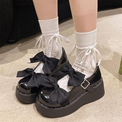 Модные бежевые туфли на высокой платформе для женщин, туфли Мэри Джейн, элегантные банты, массивный каблук, туфли-лодочки с круглым носком, женские лакированные туфли для вечеринки 2024