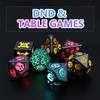 Набор светящихся игральных костей в виде черепа для Dungeons & Dragons: Многофункциональный перезаряжаемый аксессуар для настольных ролевых игр.
