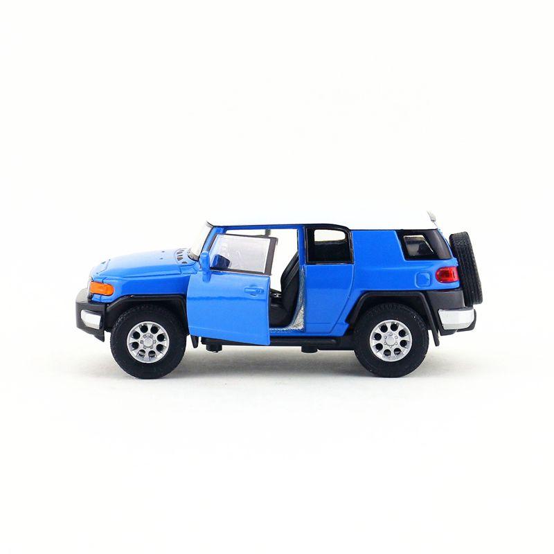 1/36 TOYOTA FJ Crusier игрушечная модель автомобиля для детей Welly литой внедорожный миниатюрный автомобиль инерционный коллекционный подарок для мальчика
