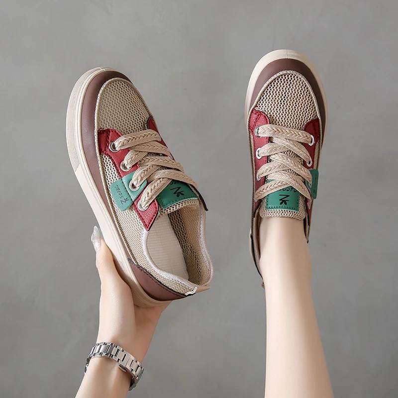 Мода Женская обувь 2024 Сетчатая женская вулканизированная обувь Дышащие женские кроссовки Смешанные цвета Шнуровка Плоская платформа Женская повседневная обувь