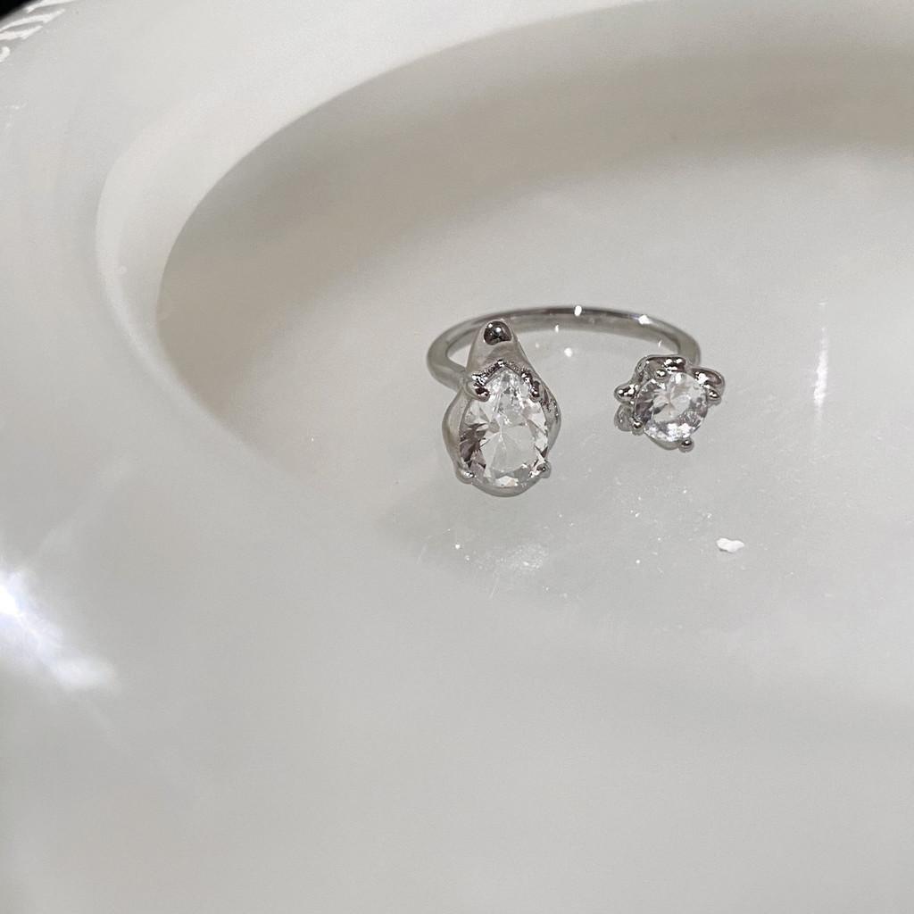 Chic Metallic Ring Featuring Star Accents And Open Adjustable Style For Women