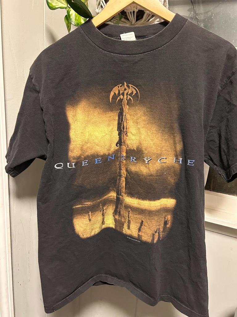 Queensrÿche - Vintage Love Hate…. And Promises - Promised Land World Tour 1994 - Front And Back Print - T-Shirt