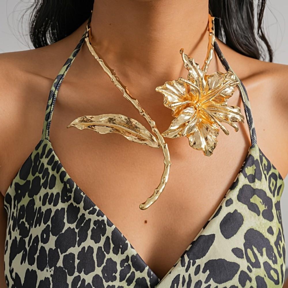 Banquet Jewelry Flower Nakelace Metal Flower Large Flower Collar Pleated Leaf Flower Collar Women