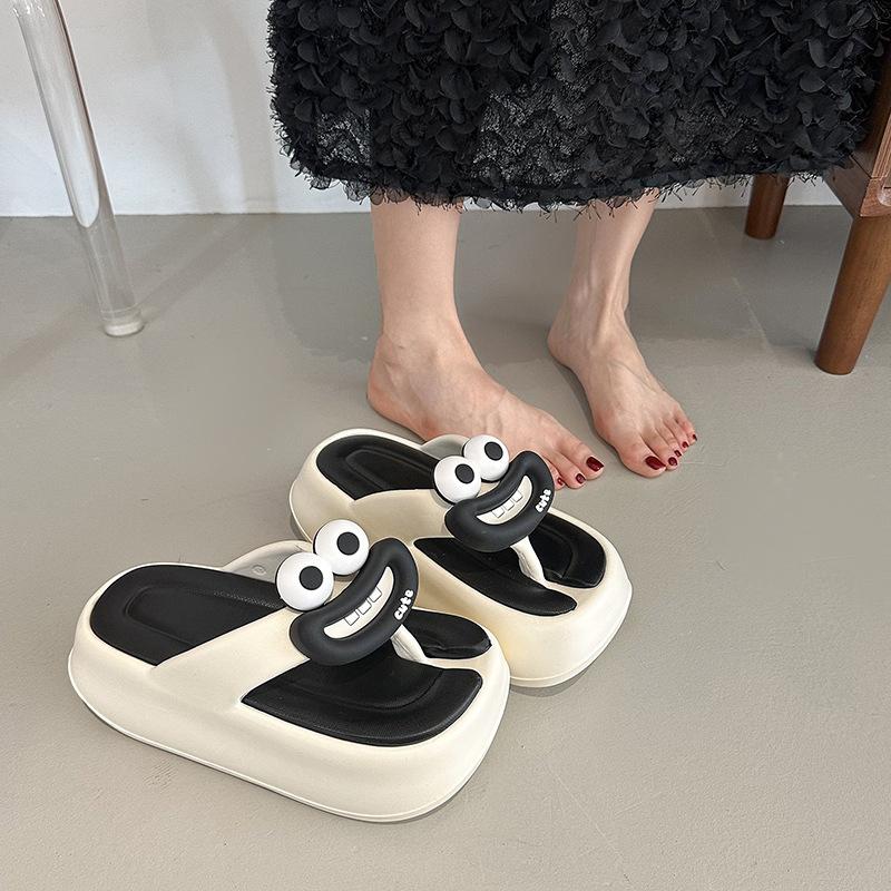 Милые стильные мультяшные декоративные тапочки с высокой дышащей подошвой, нескользящие удобные сандалии - пляжные тапочки для улицы