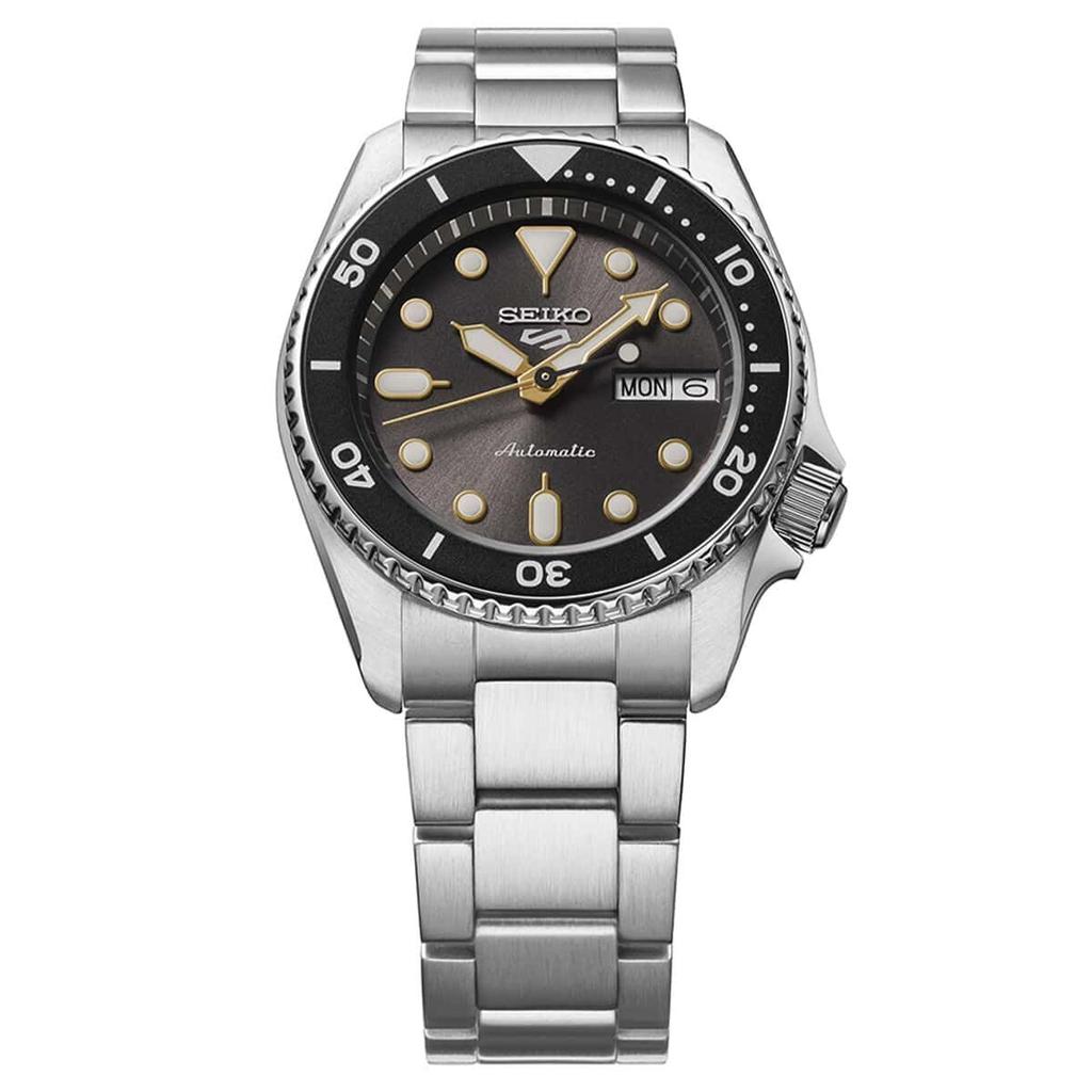 Seiko SRPL79K1 5 Sports SKX Автоматические часы из нержавеющей стали для мужчин с корпусом 38 мм, Размер, Черный/Серебристый