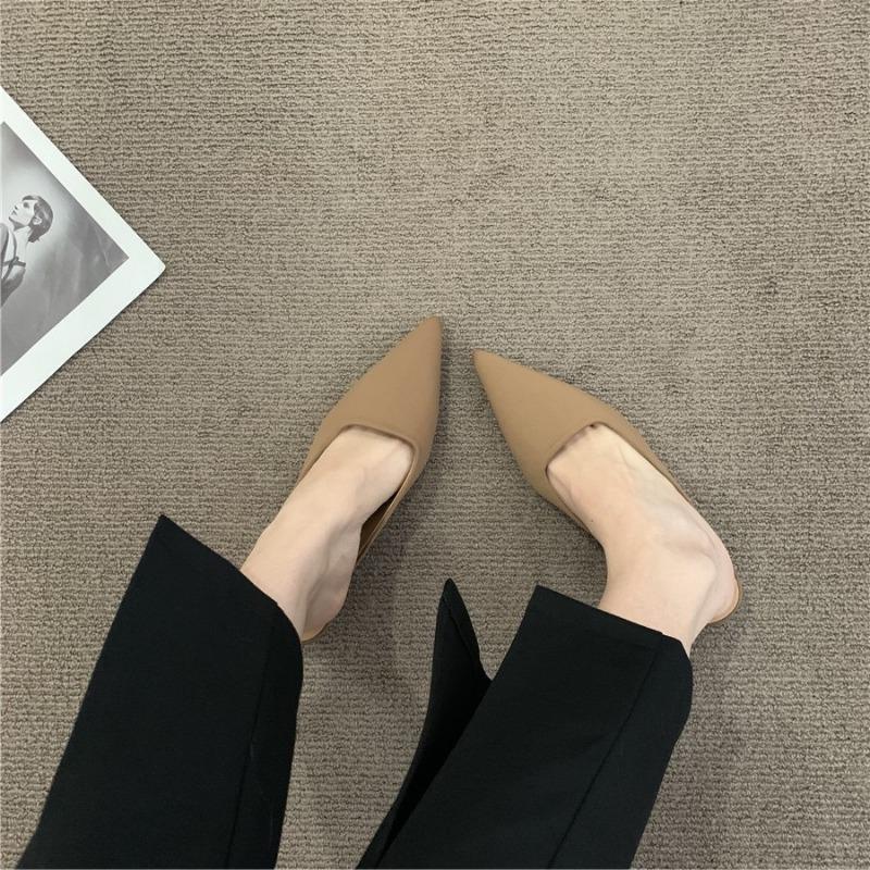 Spring Pointed Womens Mule Slippers Fashionable Candy Colored Womens Elegant Dress Sandals Square Low Heel Slippers