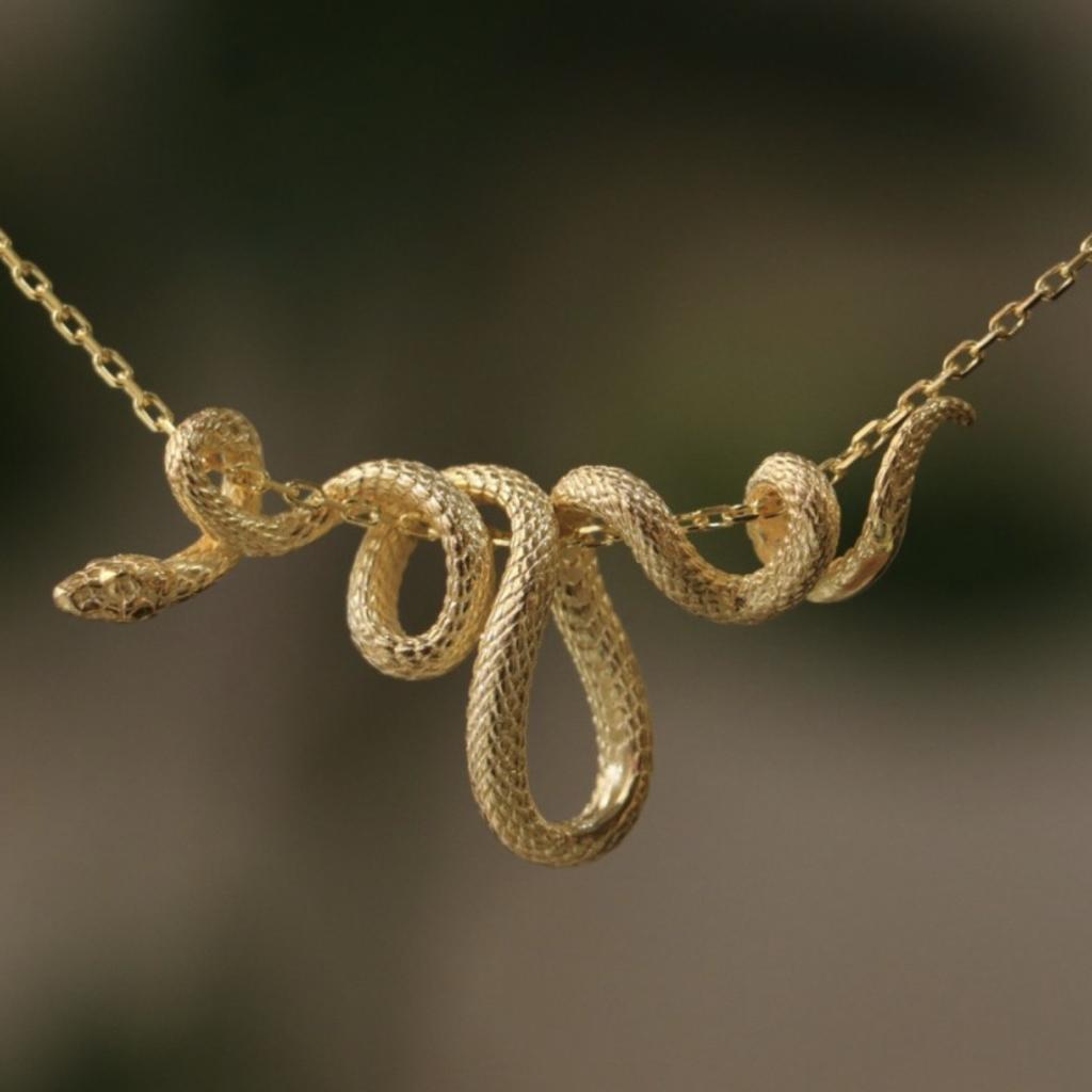Wrapped Snake Necklace Neutral Cold Style High-end Design Sense Pendant