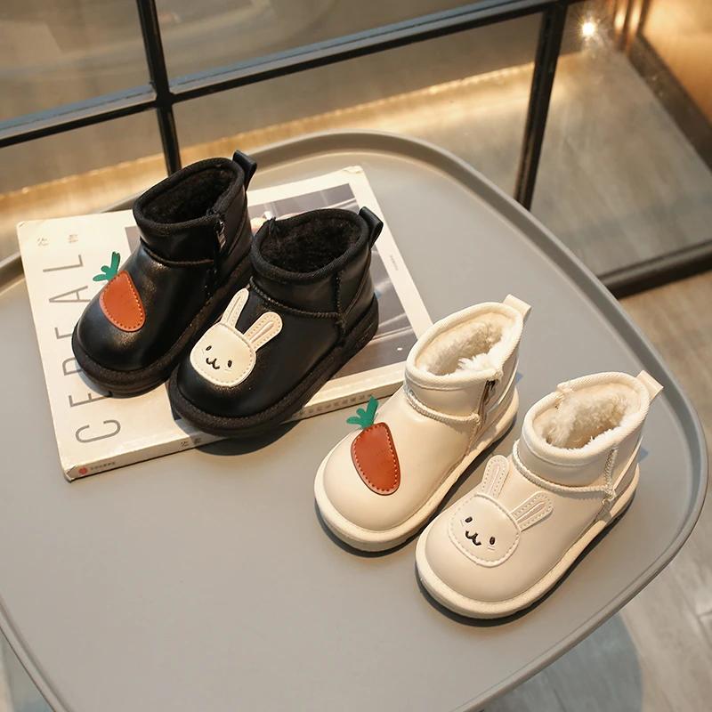 2024 Новые зимние ботинки для девочек с мультяшным кроликом и морковкой Теплые осенне-зимние детские модные повседневные короткие ботинки для мальчиков 21-30