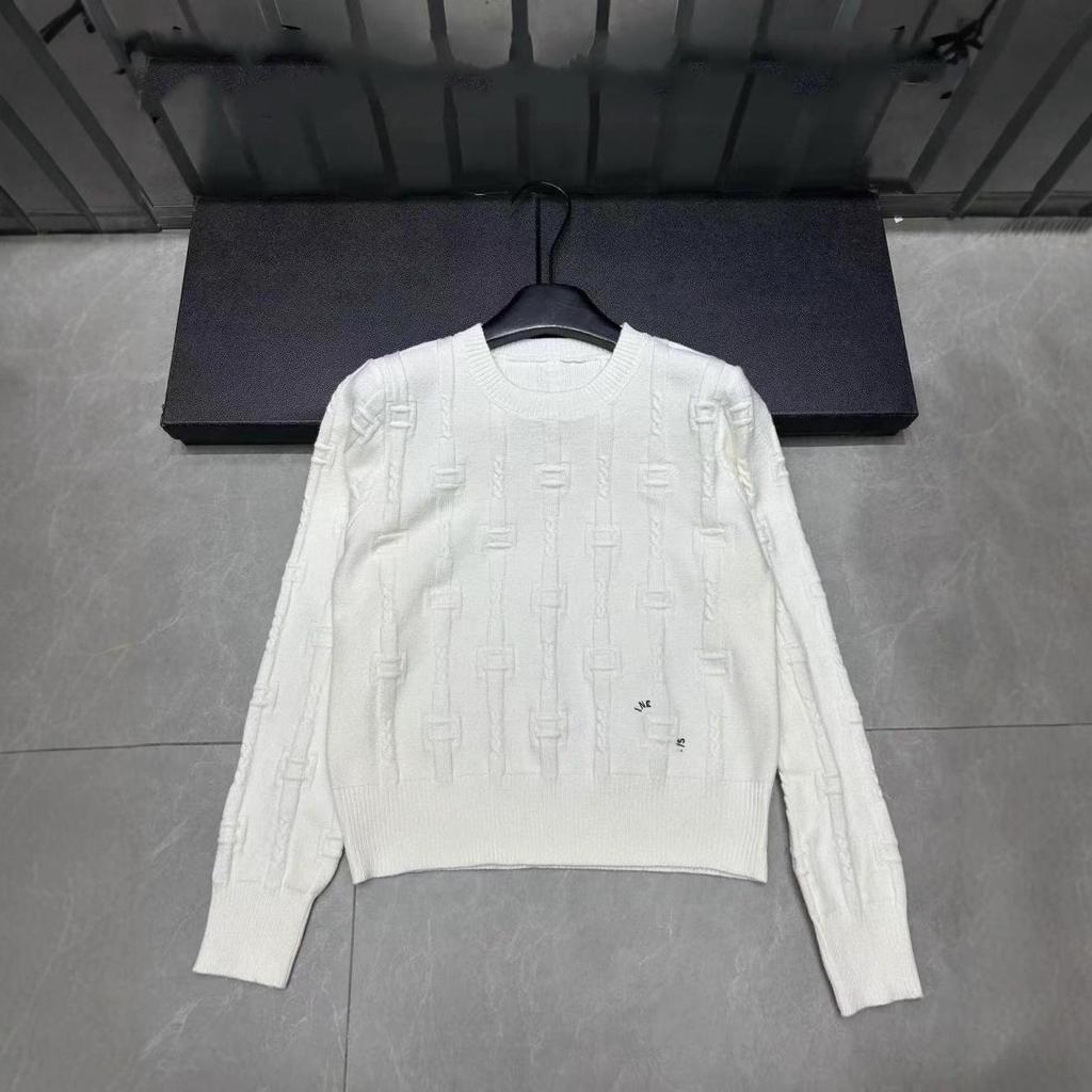 2025 New Arrival European Style 3D Jacquard Knit Pullover: Age-Reducing, Casual, Versatile Winter Top