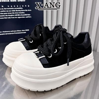 Женская обувь – Кроссовки