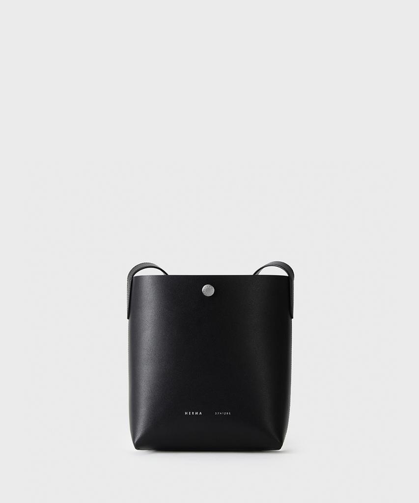 Herma Small Cabas Shoulder Bag Black