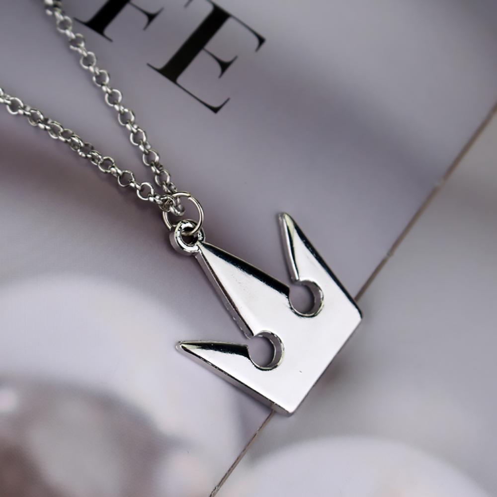 Fashion Kingdom Hearts Cosplay Crown Necklace Cartoon Movie Sora Pendants Darts Chain Men's Accessories Gifts