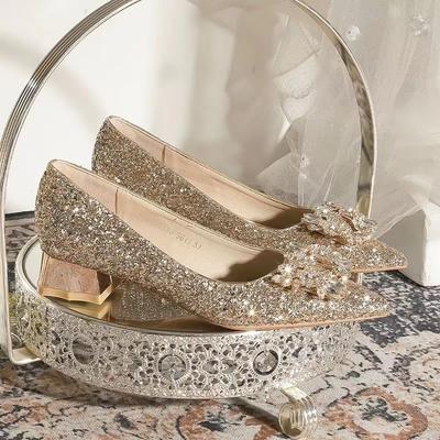 Женская мода на толстом каблуке, осенние новые туфли с заостренным носком, мелким горлом, пайетками, пряжкой в виде бриллианта, низкие туфли