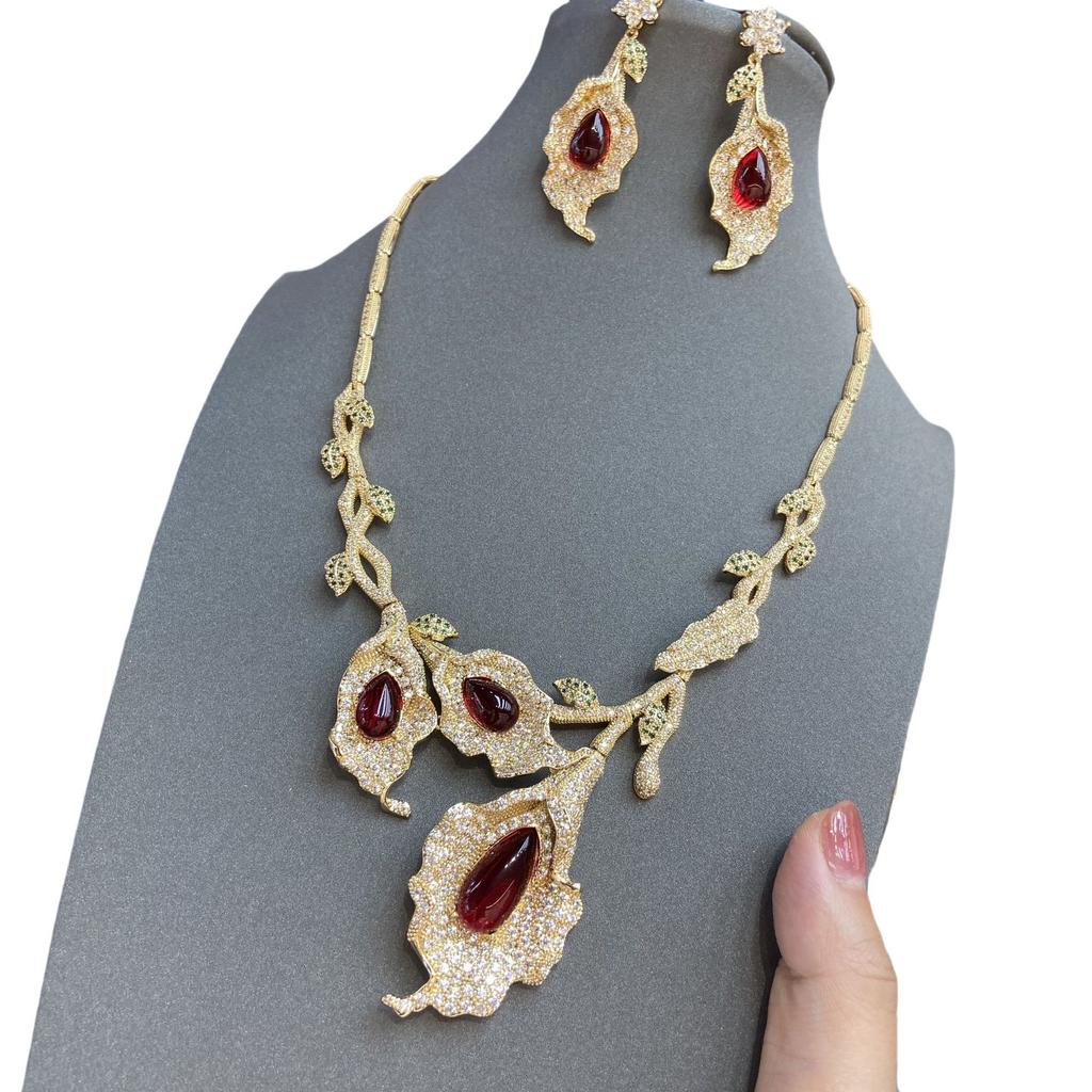 Vintage Fashion High-End Diamond-Encrusted Morning Flower Zircon Necklace Set Light Luxury Ruby Earrings Jewelry