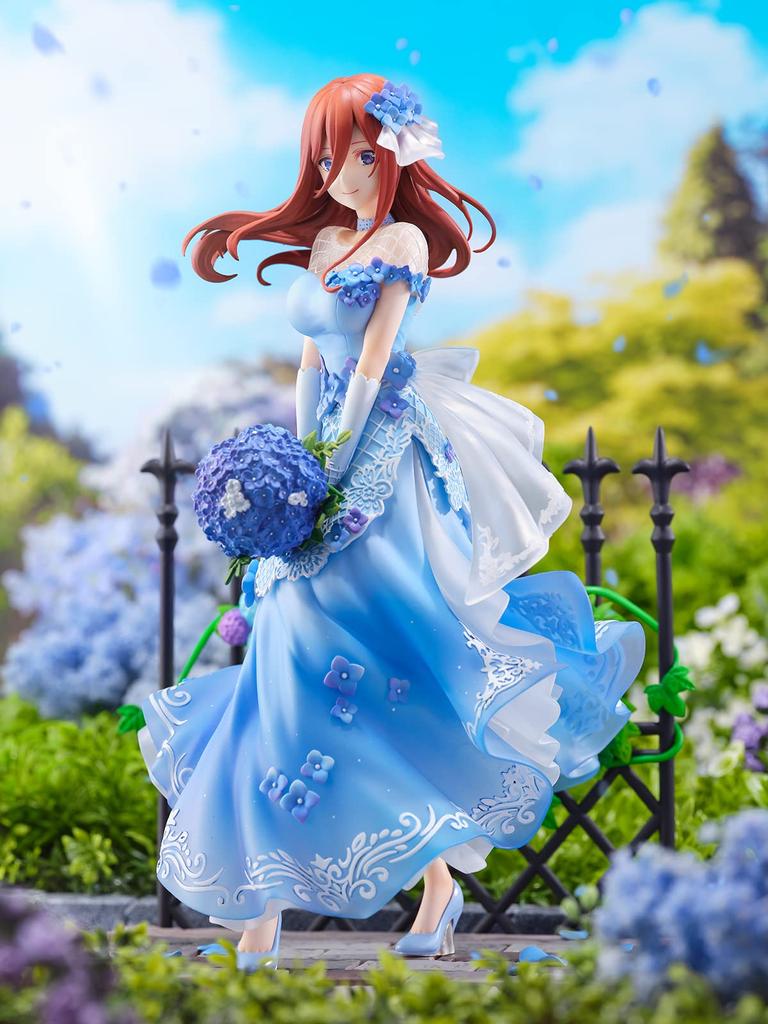 Фигурка SHIBUYA SCRAMBL FIGURE из фильма Quintessential Miku Nakano Dress в масштабе "Пятерняшки" - Цветочная версия - 1/7